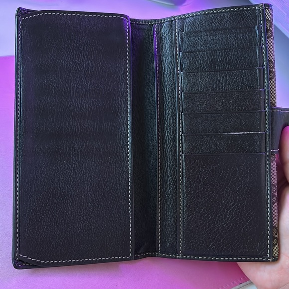 GUCCI Authentic Long Wallet Preloved - Picture 6 of 16